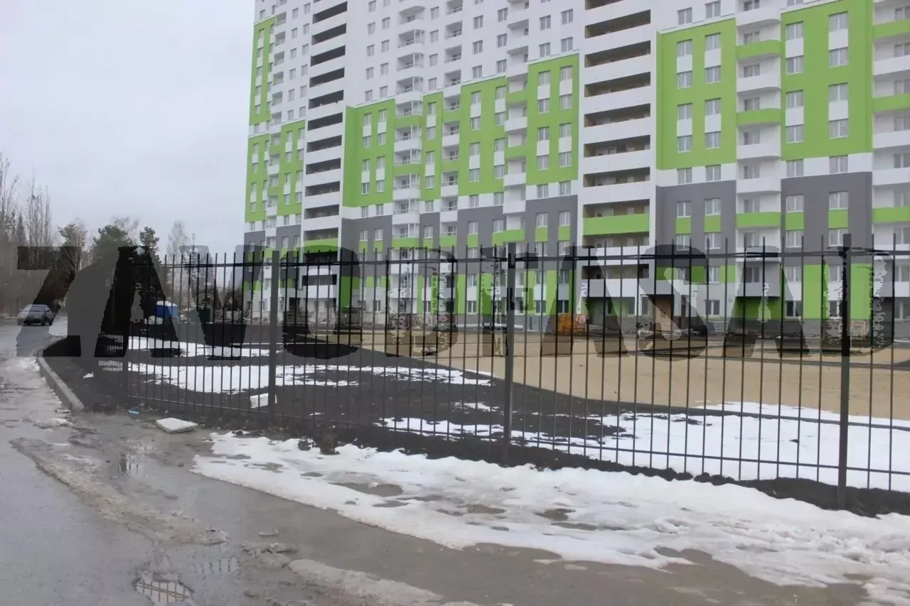 syt5sa1210u335l4vequ9xdq5zbzfetv.jpg.webp
